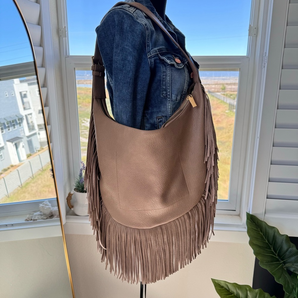 Vegan leather boho fringe handbag